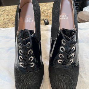 Stuart Weitzman Lace Up platform pumps. Multimedia with awesome details